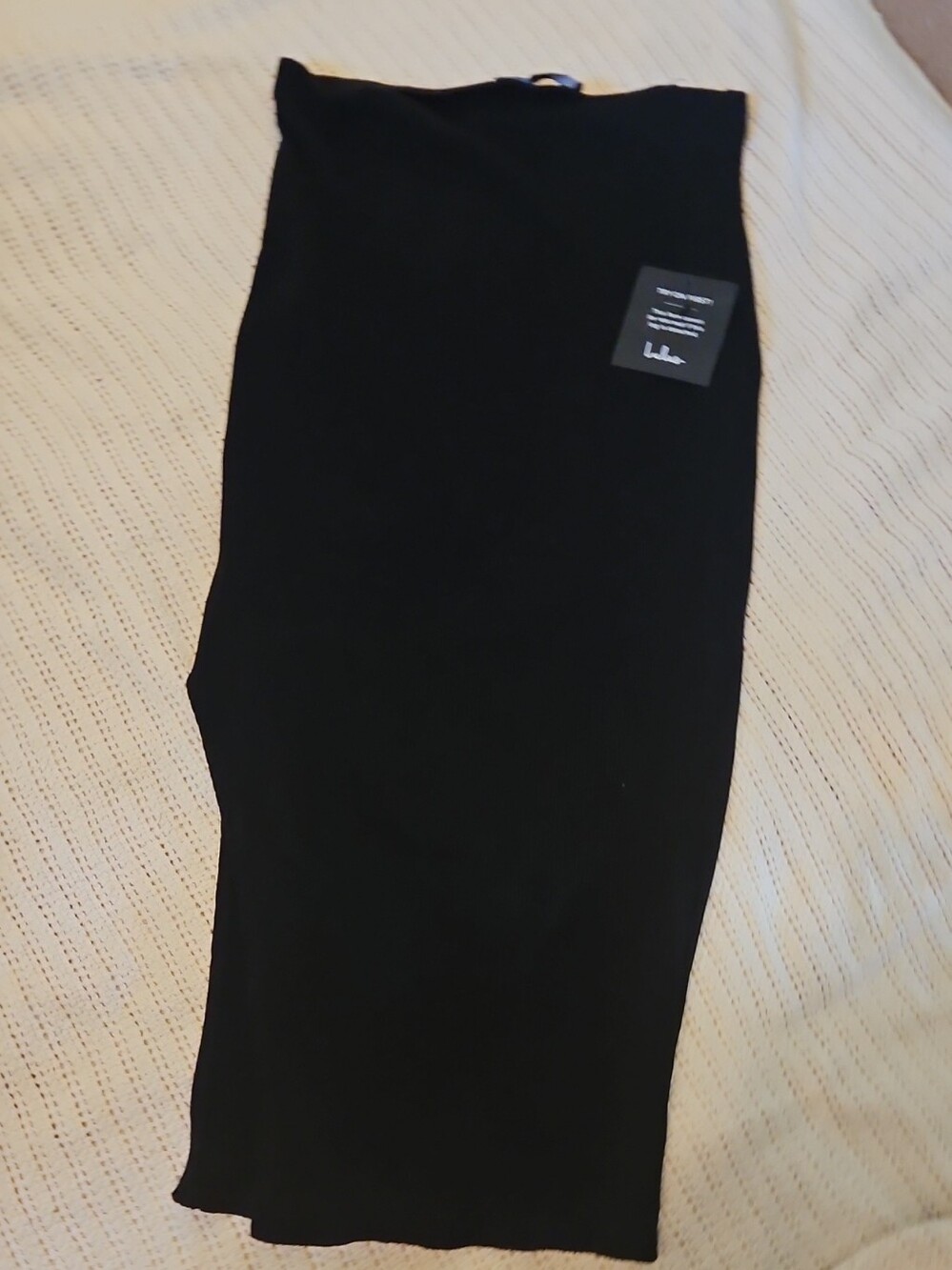 Lulu's Black Midi Tube Skirt